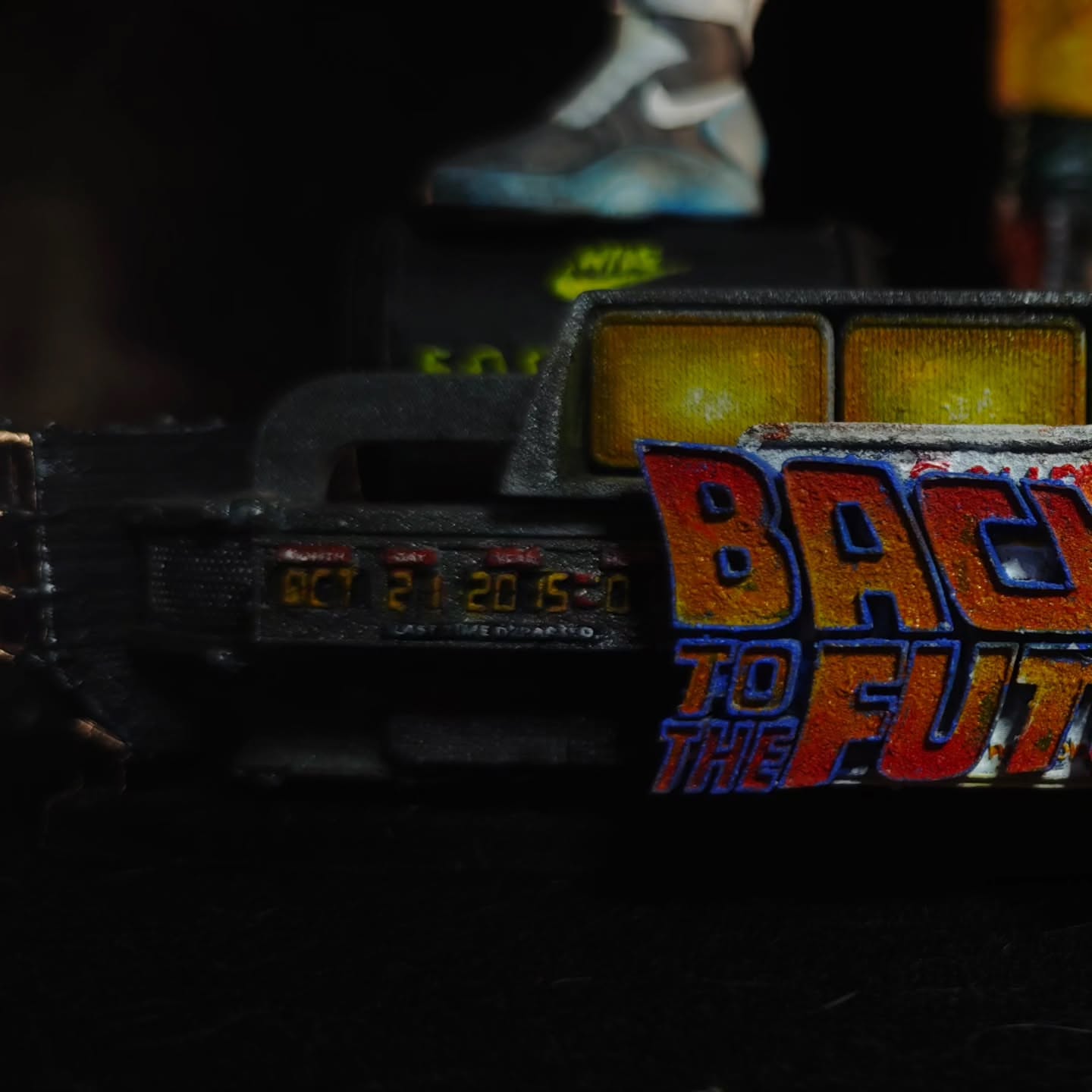 Diorama Ritorno al Futuro – Doc e Marty dipinti a mano