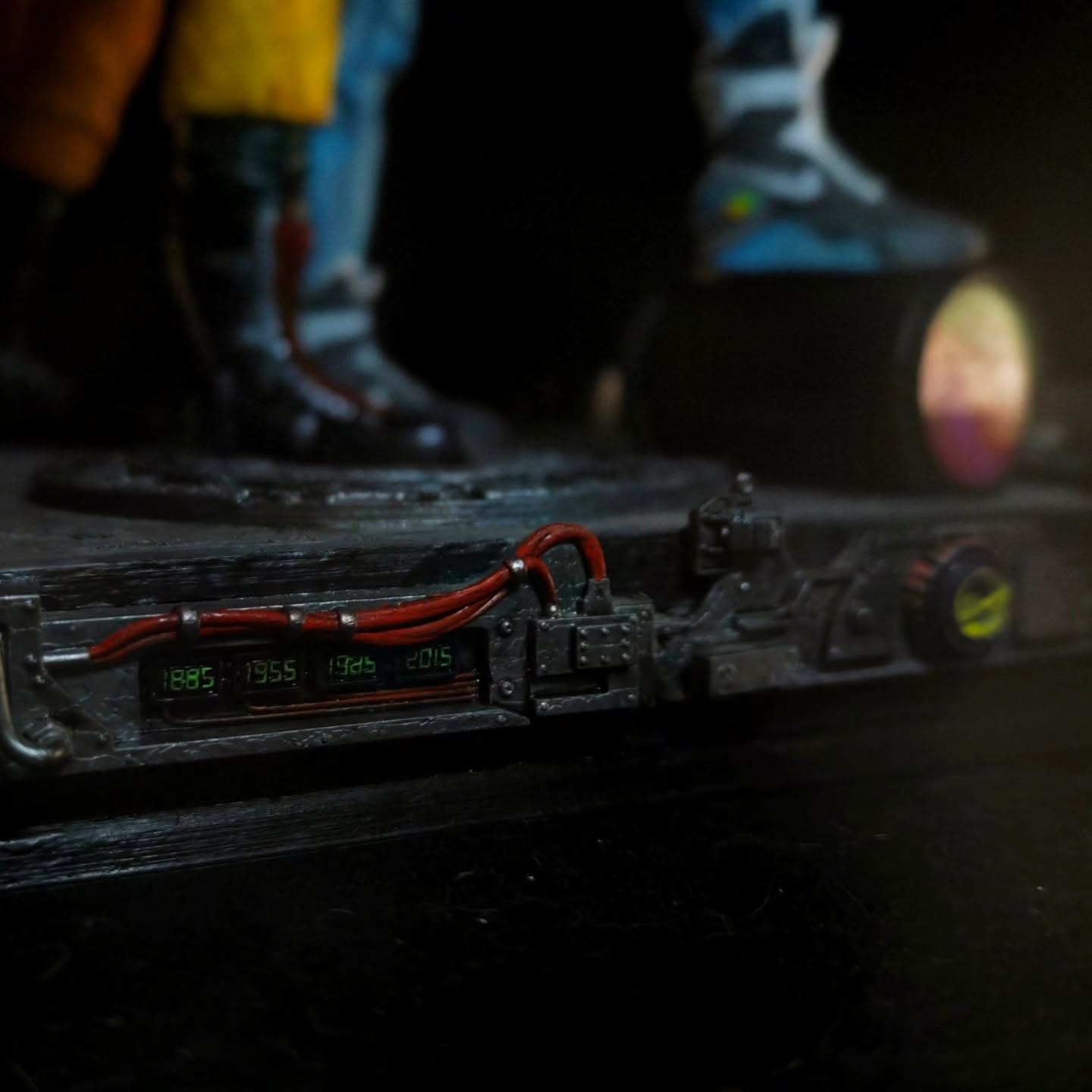 Diorama Ritorno al Futuro – Doc e Marty dipinti a mano