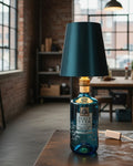 Lampada artigianale da bottiglia con paralume, design industriale